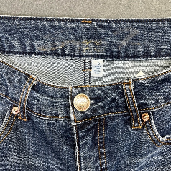 Seven7 Weekend Slim Fit Jeans Womens 6 Blue Stretch Denim Cute Comfy 1376 - Picture 2 of 10